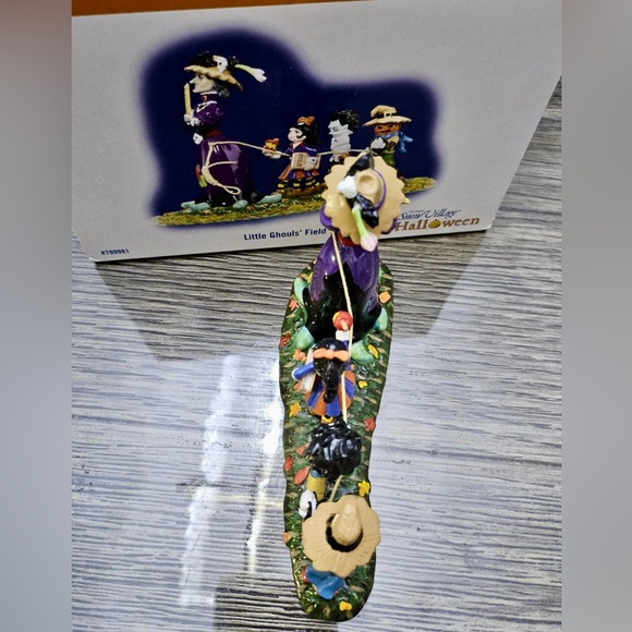 SOLD- Department 56 Little Ghouls' Field Trip - Picture 8 of 8